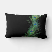 黒いおよび緑の孔雀の羽 ランバークッション (裏面)