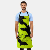 黒いこうもりが黄色のフライト エプロン (着用した状態)