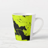 黒いこうもりが黄色のフライト カフェラテマグ (右)