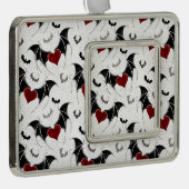 黒いこうもり翼を持つハロウィーンハート シルバープレートフレームオーナメント (右)