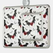 黒いこうもり翼を持つハロウィーンハート シルバープレートフレームオーナメント (左)