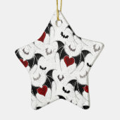 黒いこうもり翼を持つハロウィーンハート セラミックオーナメント (左)