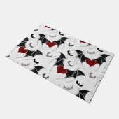 黒いこうもり翼を持つハロウィーンハート ドアマット (アングル)