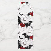 黒いこうもり翼を持つハロウィーンハート ボトルネックタグ (裏面)