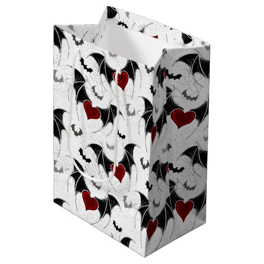 黒いこうもり翼を持つハロウィーンハート ミディアムペーパーバッグ (正面アングル)