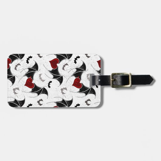 黒いこうもり翼を持つハロウィーンハート ラゲッジタグ (正面横)