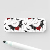 黒いこうもり翼を持つハロウィーンハート 名札 (インサイチュ)