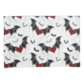 黒いこうもり翼を持つハロウィーンハート 枕カバー (正面右)