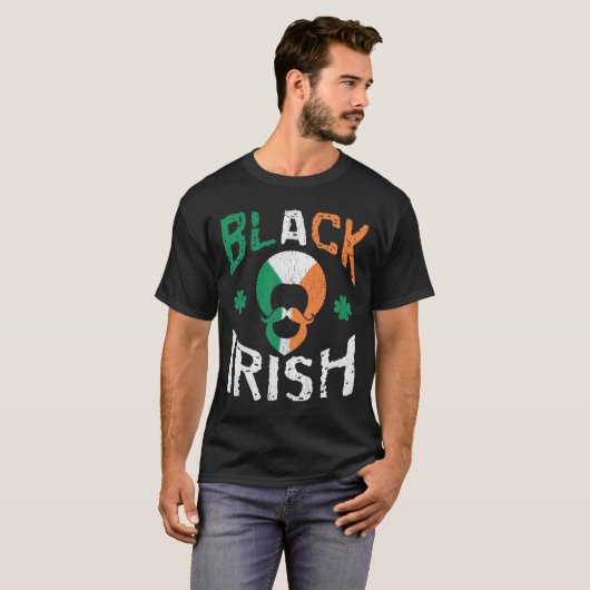 黒いアイルランドのメラニンのアフリカのシャムロックSt patricks day Tシャツ (正面フル)