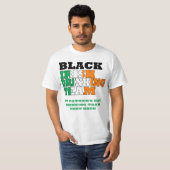 黒いアイルランドの飲むチーム Tシャツ (正面フル)