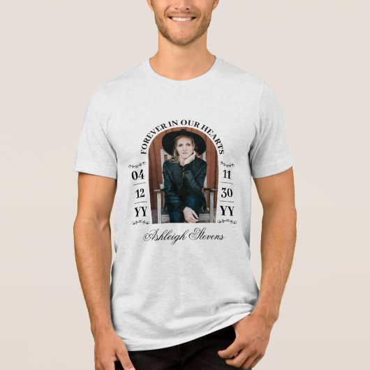 黒いアーチ型の写真私たちのハートで永遠に日付を追加 トライブレンドTシャツ (正面)