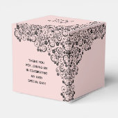 黒いエレガント渦巻き赤面ピンクキンセアニラ フェイバーボックス (裏面サイド)