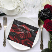 黒いエレガント電子メールの暗赤色ゴシックフローラバラ オールインワン招待状