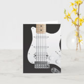 黒いエレキギターのメッセージカードのデザイン カード (黄色い花)