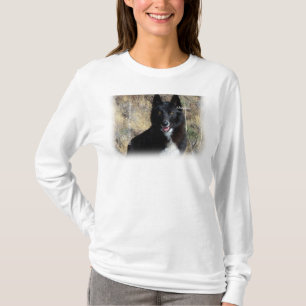 黒いオオカミの長袖の女性のTシャツ Tシャツ