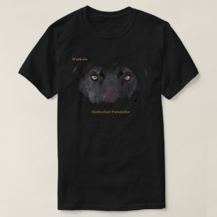 黒いオオカミは人のTシャツを注目します Tシャツ