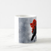 黒いカラスのワタリガラスの赤いバラの鳥のゴシック様式コーヒー・マグ コーヒーマグカップ (中央)