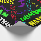 黒いギフト用包装紙ネオン色の名前のコラージュ ラッピングペーパー (角)