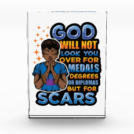 黒いクリスチャン女性メラニン祈クイーンへ フォトブロック