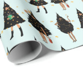 黒いクリスマスツリーに身を包んだ黒人女性パーティー ラッピングペーパー (ロールコーナー)