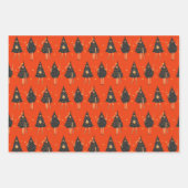 黒いクリスマスツリーを着た女性 ラッピングペーパーシート (正面)