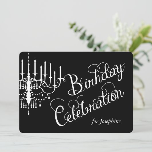 黒いシャンデリアのエレガントでカスタムな誕生日の招待 招待状 (スタンド正面)