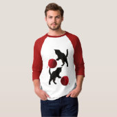 黒いシルエットの子猫と赤い毛糸のボール Tシャツ (正面フル)