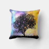 黒いシルエットの木で鮮やかな超現実的な夕日 クッション (裏面)