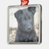 黒いジャーマン・シェパードの子犬 メタルオーナメント (左)