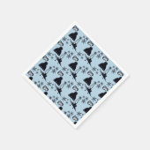 黒いスキー用具とブルースノーフレーク スタンダードカクテルナプキン (角)