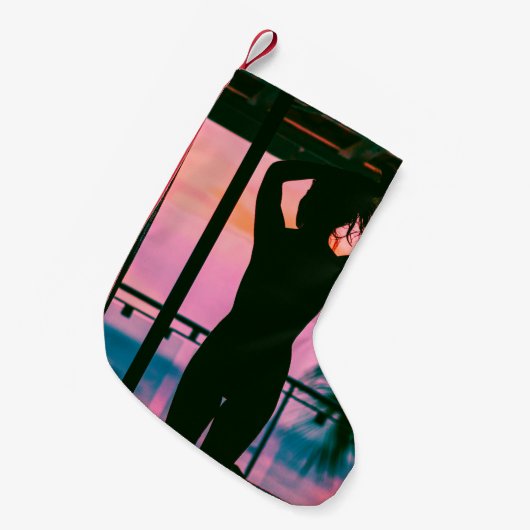 黒いタンクの上に乗った女性と黒い上に立ったズボン スモールクリスマスストッキング (正面 (吊り時))