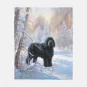 黒いテリアロシアのが雪のクリスマスを許した フリースブランケット (正面)