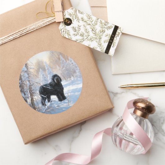 黒いテリアロシアのが雪のクリスマスを許した ラウンドシール (ギフト)
