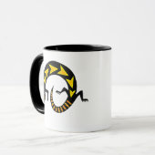 黒いトカゲの信号器の陶磁器のマグ マグカップ (正面左)