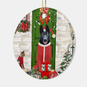 黒いドイツの羊飼い犬のクリスマス セラミックオーナメント (左)