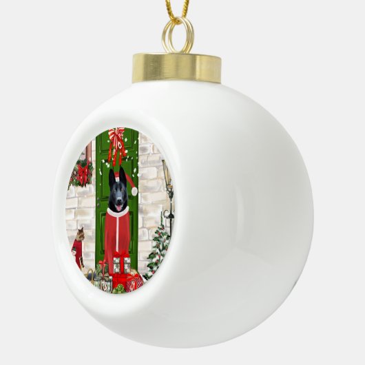 黒いドイツの羊飼い犬のクリスマス セラミックボールオーナメント (右)
