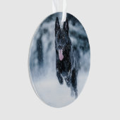 黒いドイツの羊飼い雪ダベットカバー オーナメント (正面)