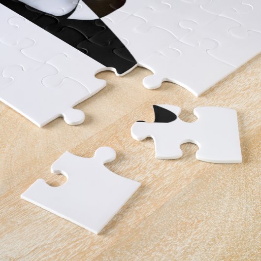 黒いハエレガントイヒールの靴。高fファンタジー ジグソーパズル (側面)