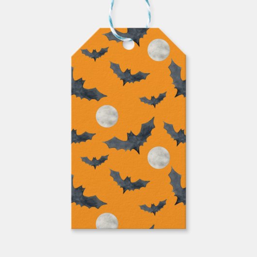 黒いハロウィンのコウモリと月が付いたオレンジ ギフトタグ (正面)