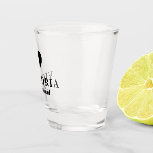 黒いハートの新婦付添人のパーソナライズな結婚式 ショットグラス (右)