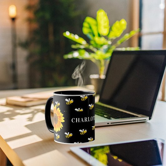 黒いバンブルハチ黄色のひまわり名 マグカップ