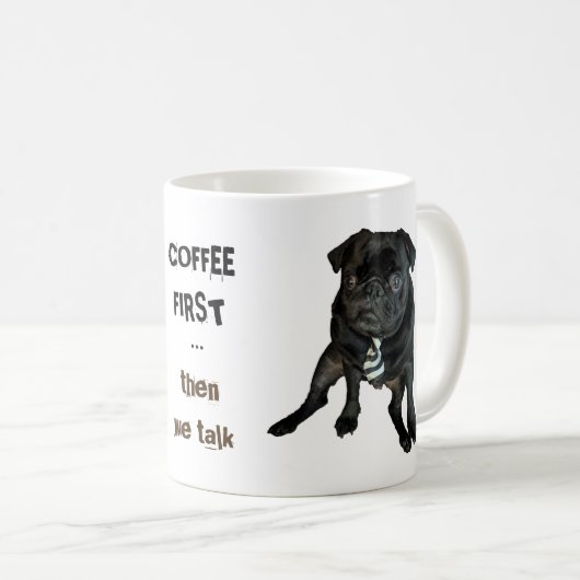 黒いパグのクラシックなマグ11oz コーヒーマグカップ (正面右)