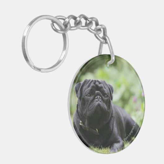 黒いパグの置くこと キーホルダー (正面左)