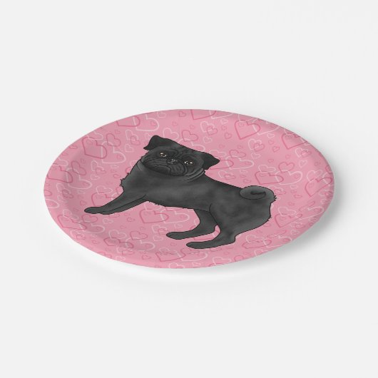 黒いパグ犬の漫画のモップ愛ハートパターンピンク ペーパープレート (アングル)