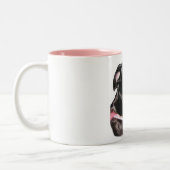 黒いパグWhassupか。! ツートーンマグカップ (左)