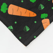 黒いパーソナライズされたオレンジのニンジン フリースブランケット (角)