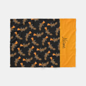 黒いパーソナライズされた白金模様と名前を付ける フリースブランケット (正面(横))