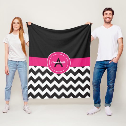 黒いピンクの山形 フリースブランケット (インサイチュ)