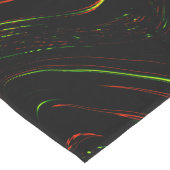 黒いファンドに派手な緑と赤の長い波状の痕跡 ロングテーブルランナー (コーナー)