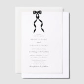 黒いフォーマルリボンのフォー結婚マのオーバーレイ ベラム紙招待状 (オフセット)